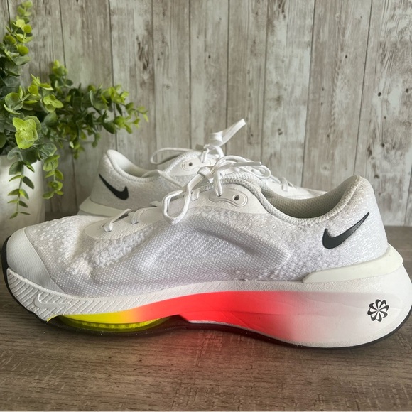 Nike Versair White Sneakers Womens Size 9 DZ3547 - Picture 3 of 9